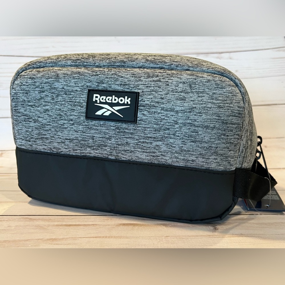 NWT - Reebok Noble Dopp Kit / Toiletry Bag